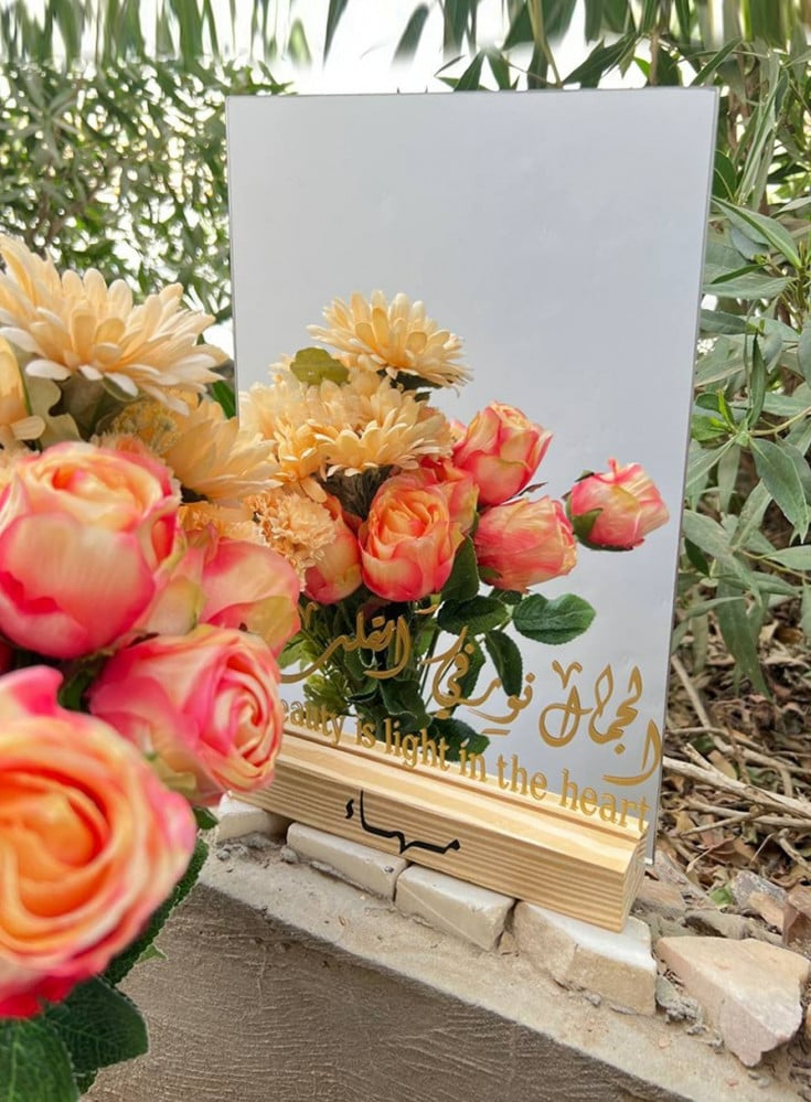 Wooden stand for acrylic panels, 30 cm, brown, A3 — product image 3