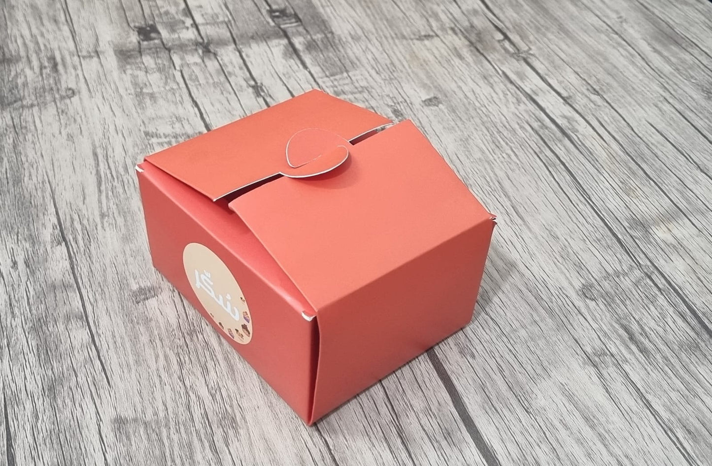 customized box 14×12×8 cm  for sweets and burger