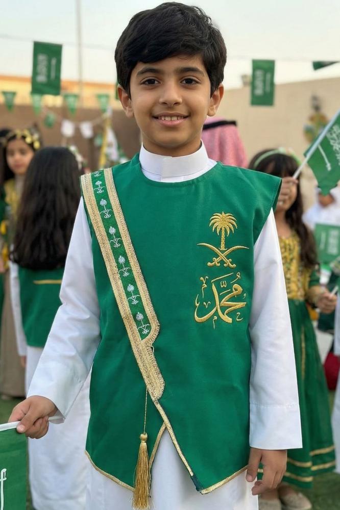 Blank royal green boys' Sediri bisht with two swords and a golden palm pattern — product image 1