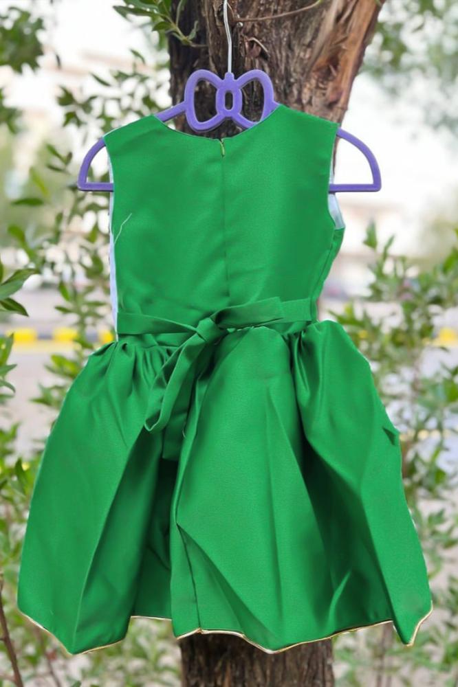 Green and white National Day dress with embroidery of two swords and a royal palm tree for girls — product image 4