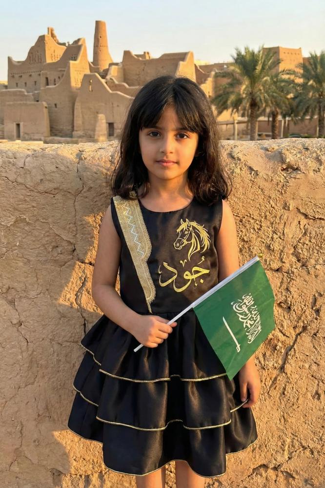 Black embellished Ramadan dress for girls with a luxurious royal design for the year 2026 — product image 2