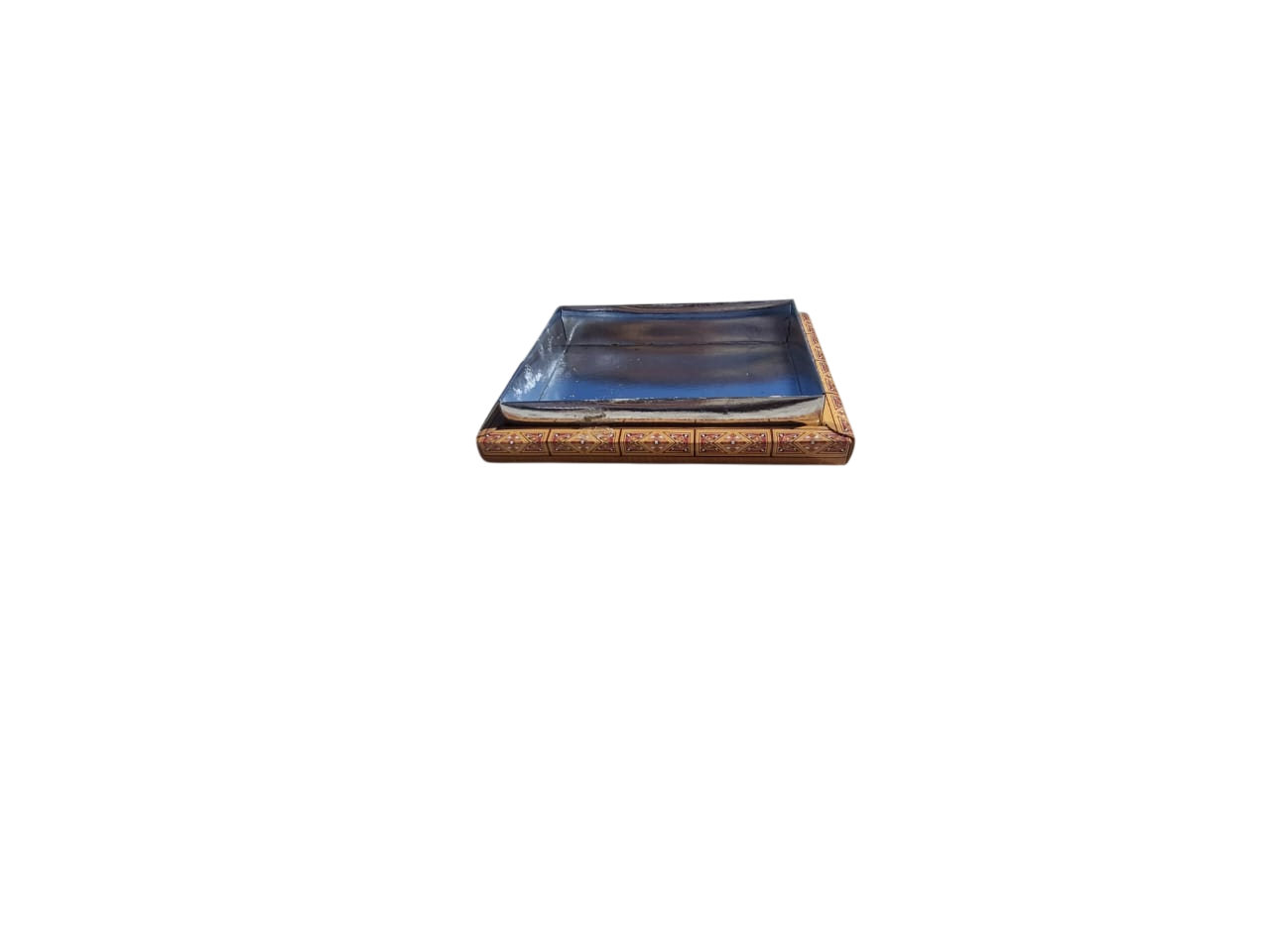29×14×4 cm with inside laminized tray