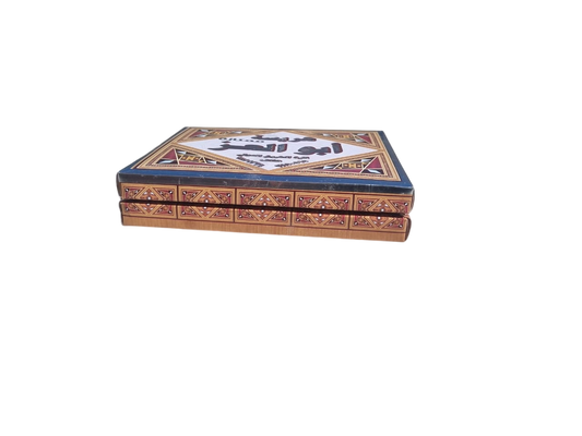 29×14×4 cm with inside laminized tray