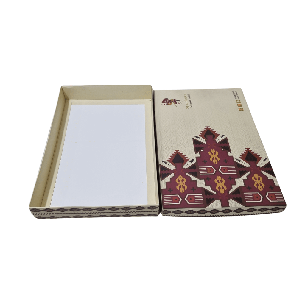 custom printed 29×19ç5×4 cm box with holder for chocolate and sweets