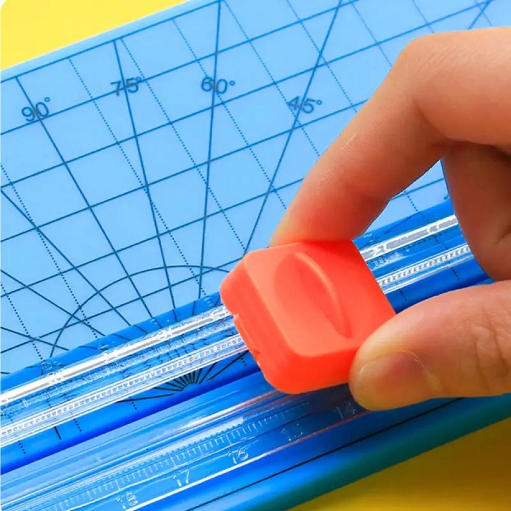 Paper cutting blade - safe and easy to use — product image 4