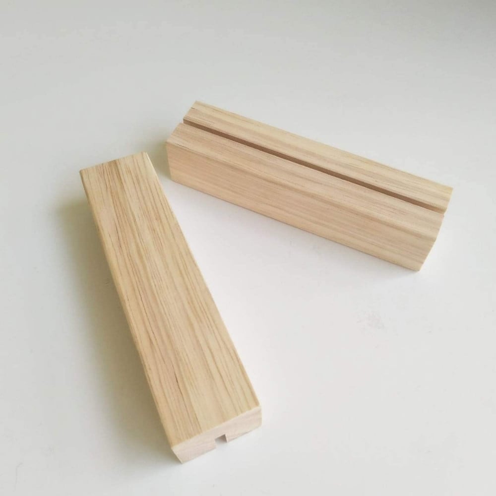 Wooden stand for acrylic panels 20cm (A4) — product image 5
